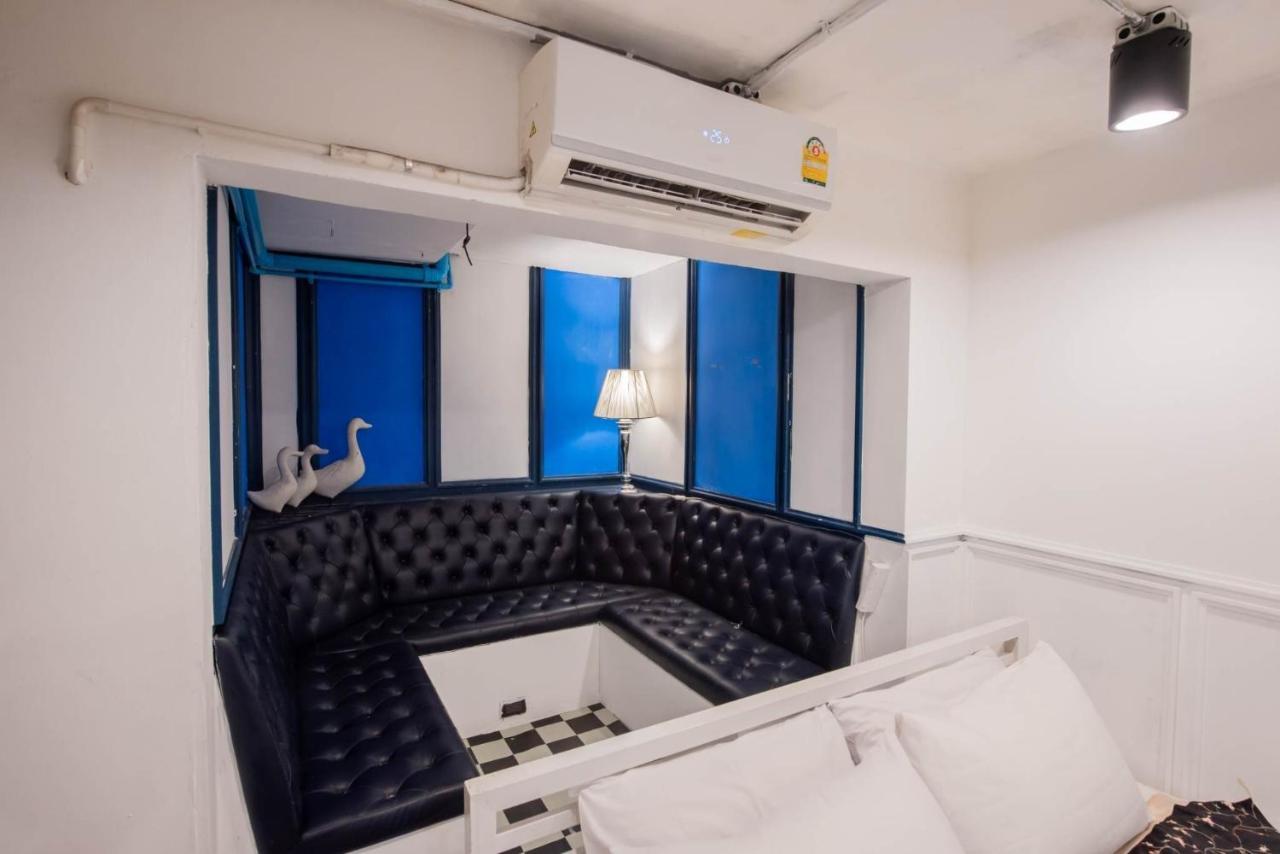 Elixir Hostel Bangkok Exteriör bild