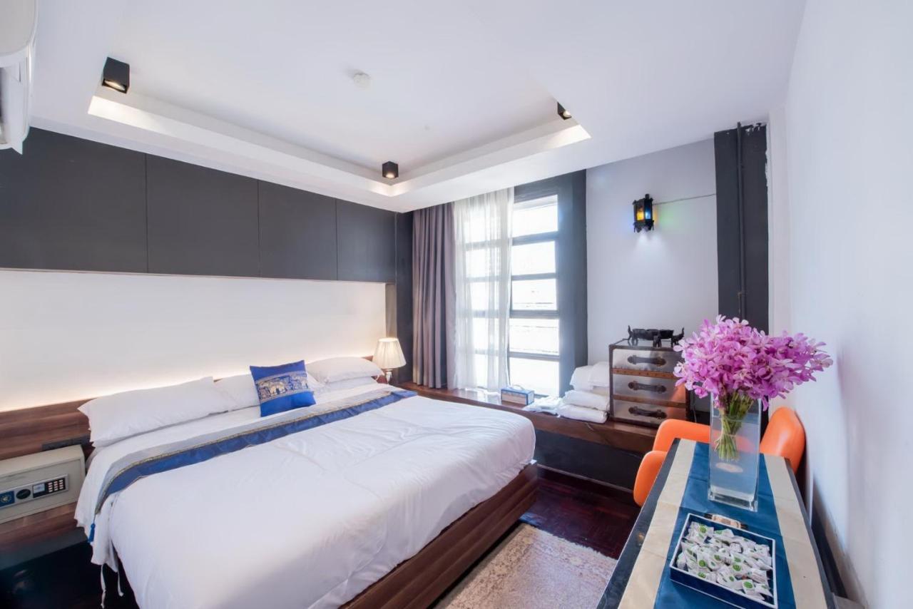 Elixir Hostel Bangkok Exteriör bild