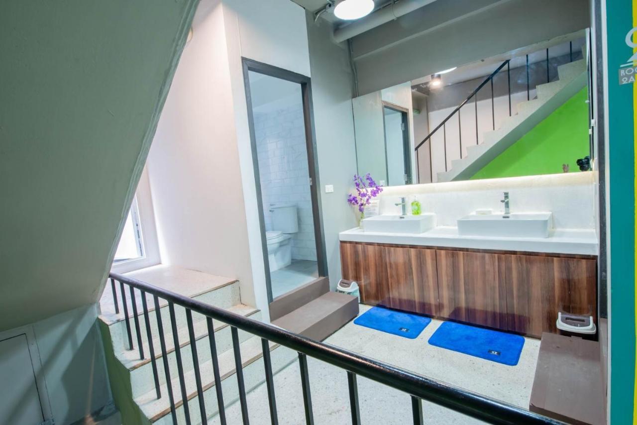 Elixir Hostel Bangkok Exteriör bild