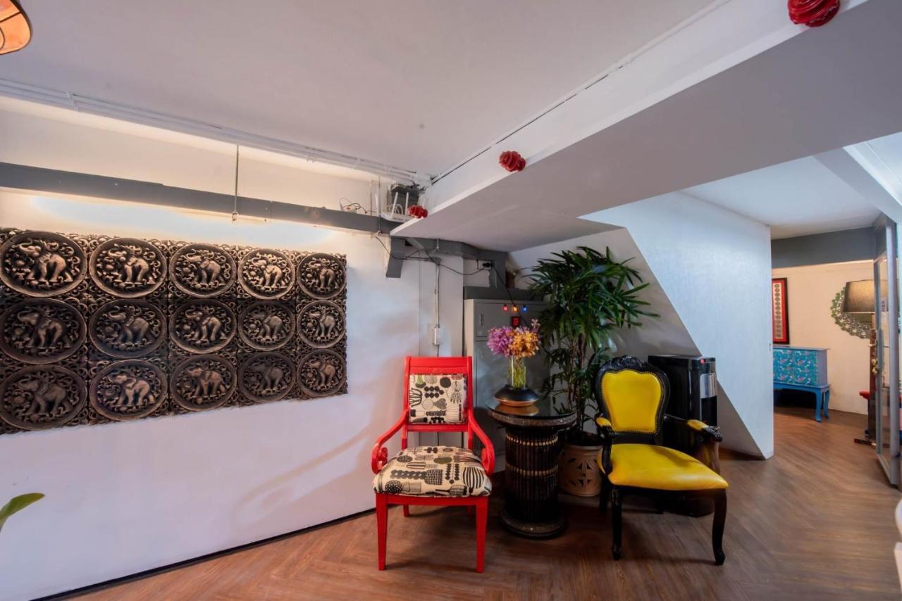 Elixir Hostel Bangkok Exteriör bild