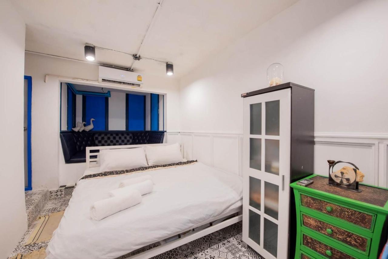 Elixir Hostel Bangkok Exteriör bild